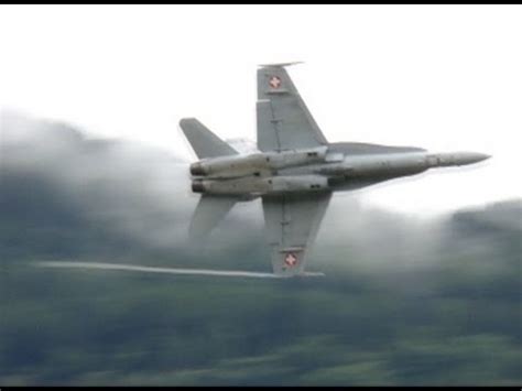 Sion Breitling Airshow: Boeing F/A